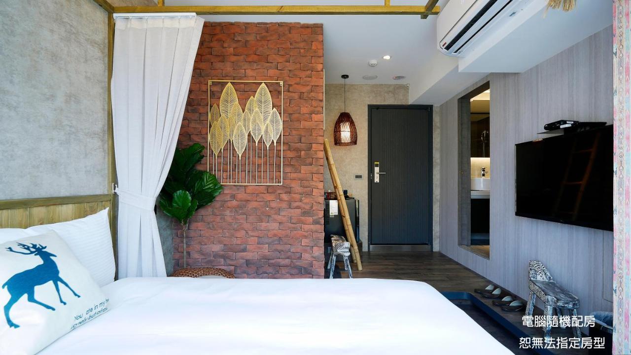 K Hotel - Yizhong Taichung Esterno foto