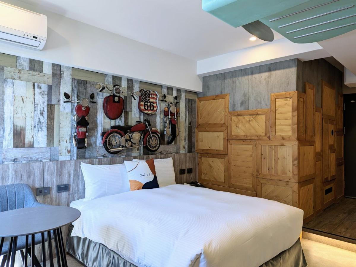 K Hotel - Yizhong Taichung Esterno foto