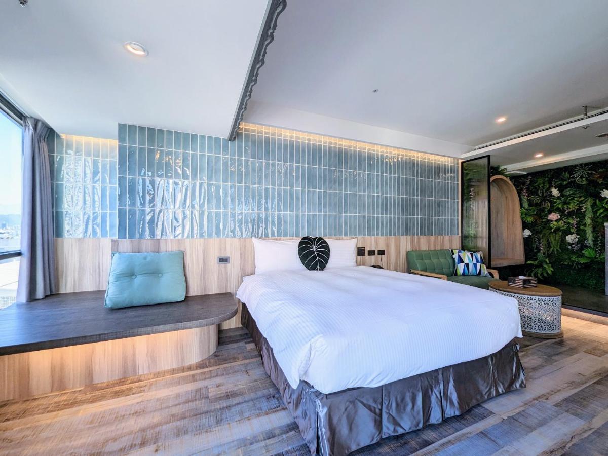 K Hotel - Yizhong Taichung Esterno foto