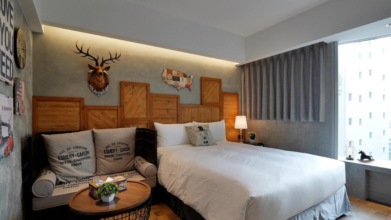 K Hotel - Yizhong Taichung Esterno foto