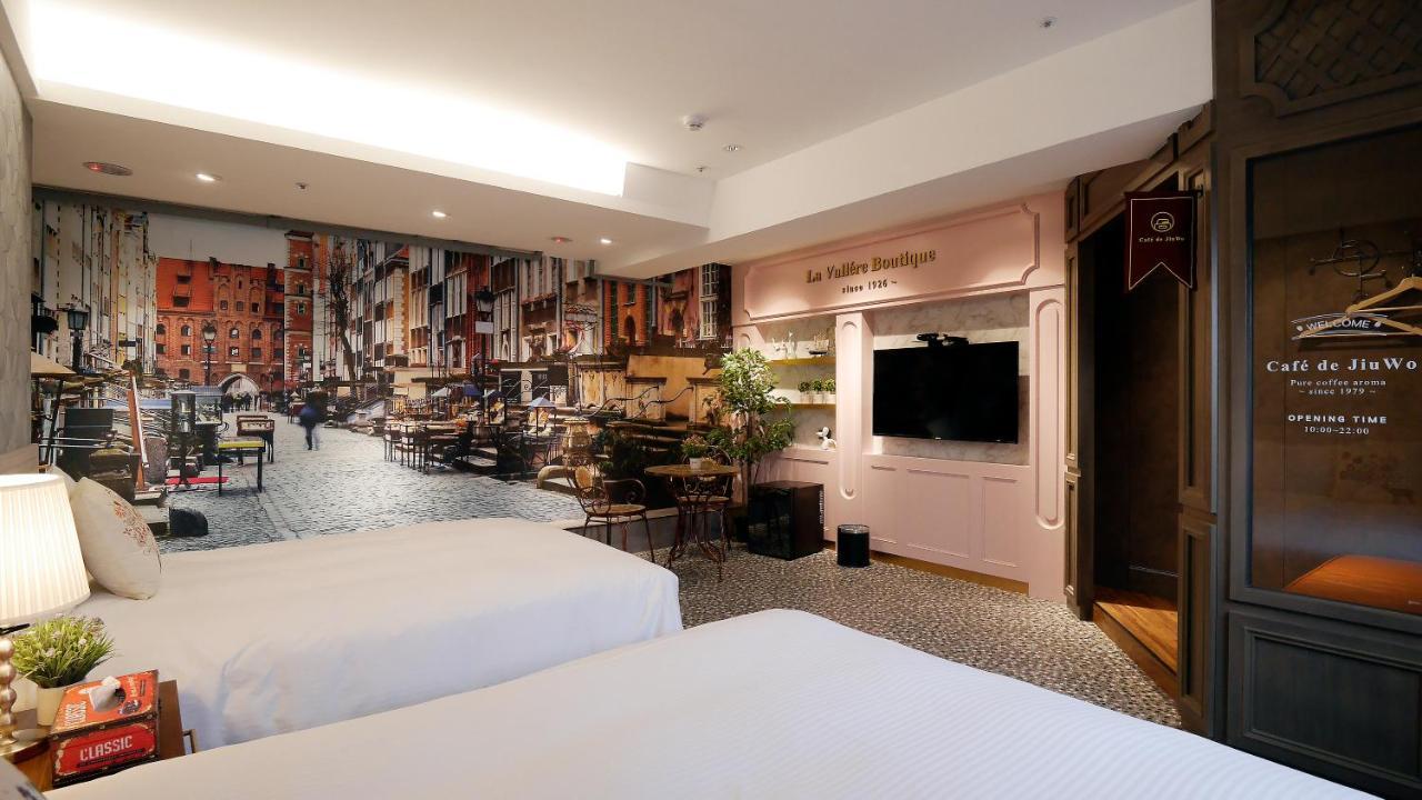 K Hotel - Yizhong Taichung Esterno foto