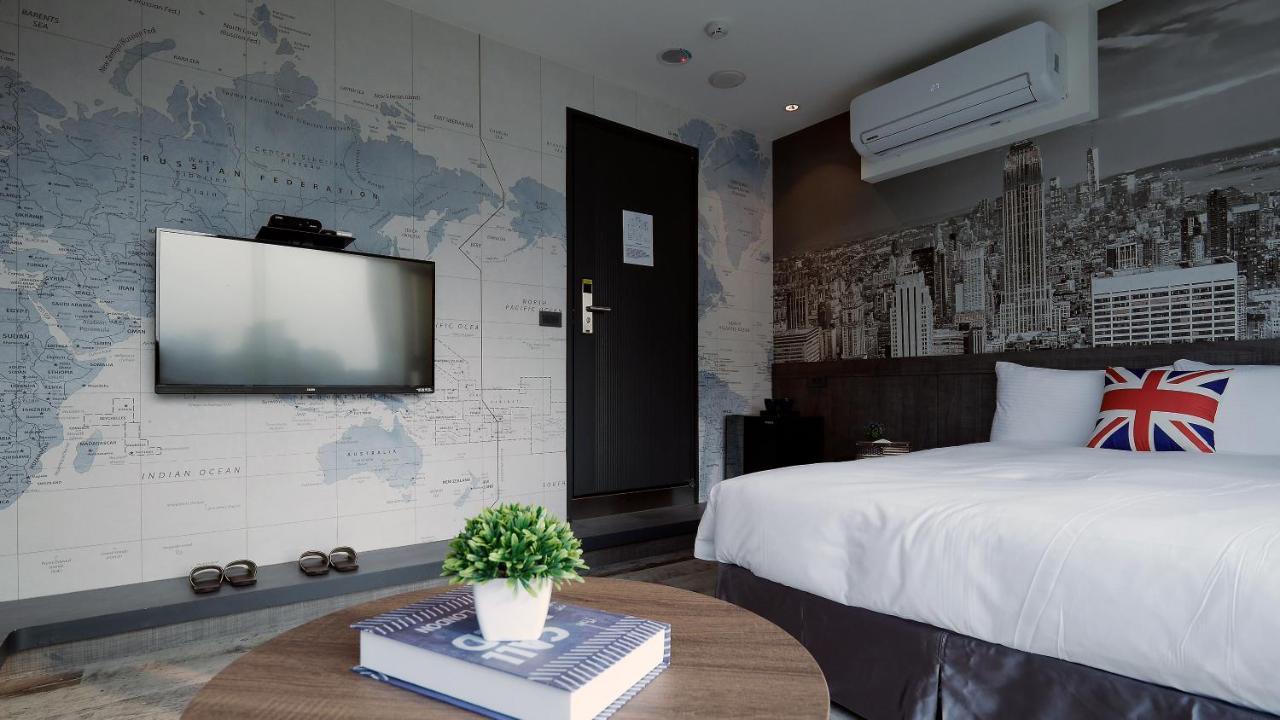K Hotel - Yizhong Taichung Esterno foto